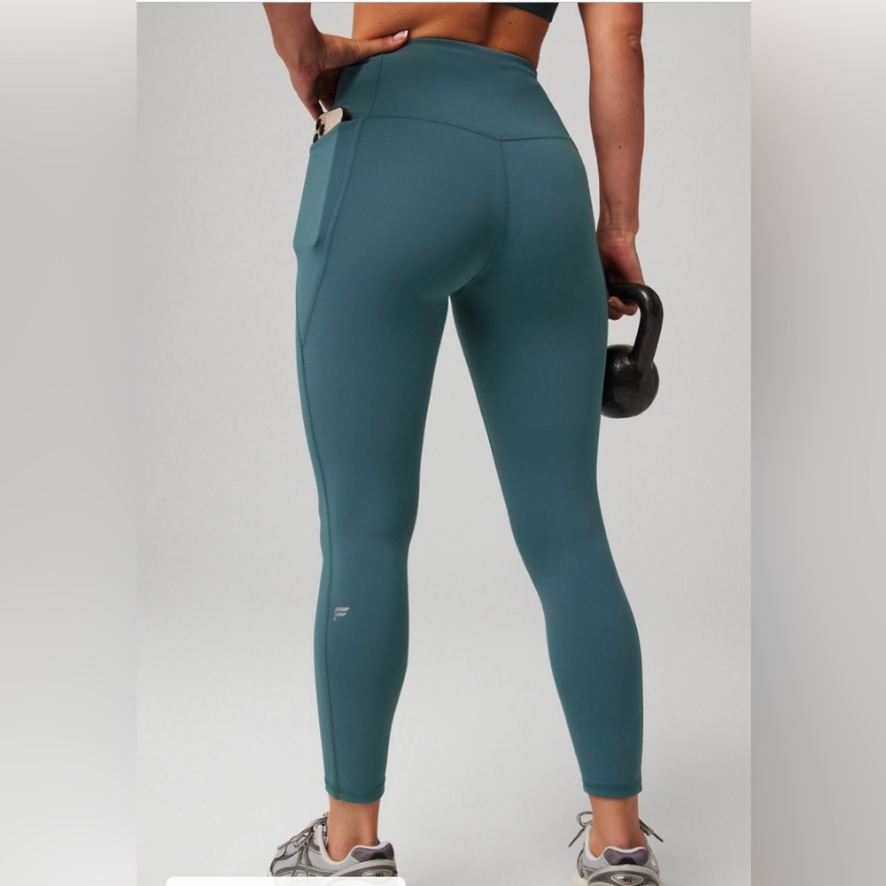 Fabletics Activewear Set - Picture 6 of 7